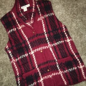 Eddie Bauer Burgundy Plaid Knit Vest